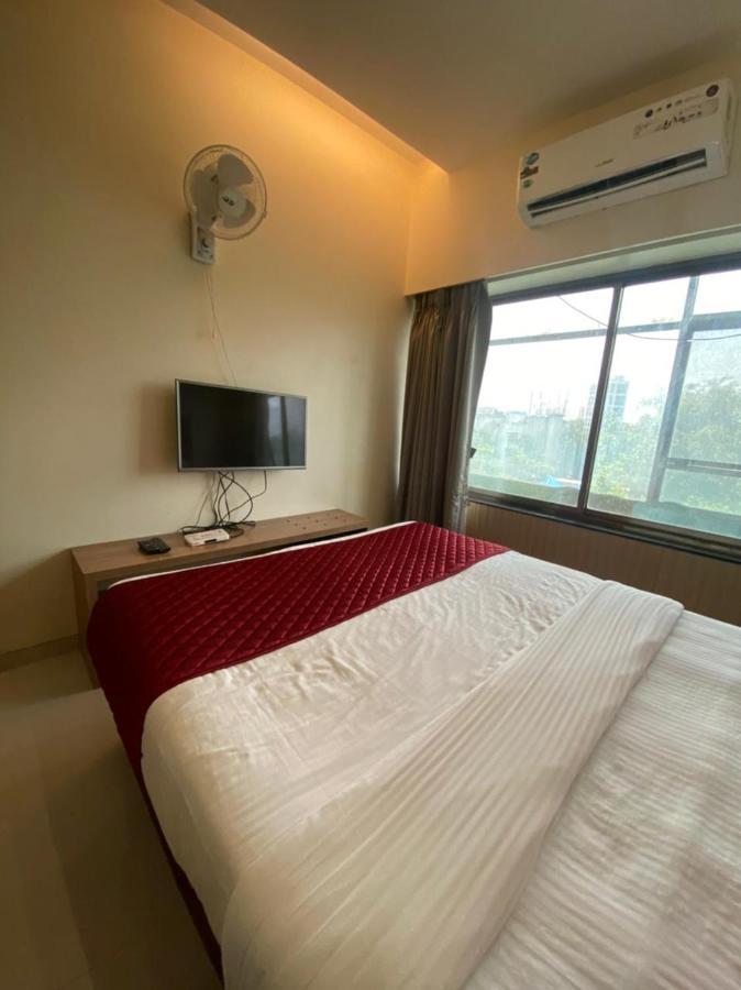 Hotel Airport Prime -Near Mumbai International Airport Andheri East Buitenkant foto