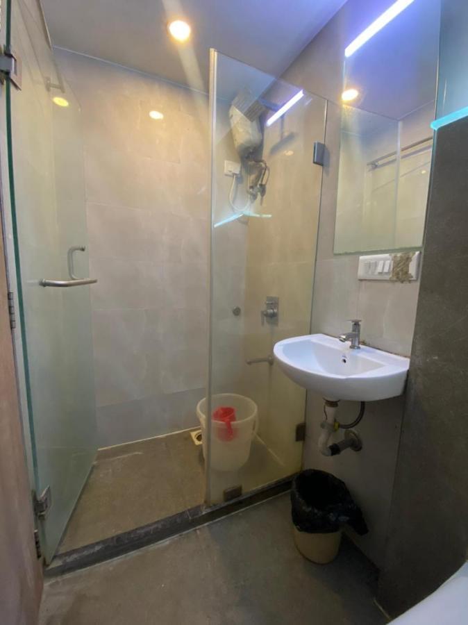 Hotel Airport Prime -Near Mumbai International Airport Andheri East Buitenkant foto